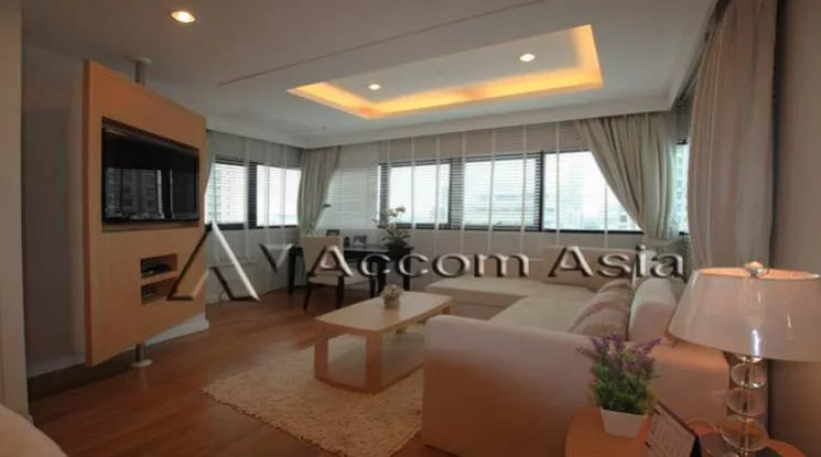  1 Bedroom  Condominium For Sale in Sathorn, Bangkok  near BTS Sala Daeng - MRT Lumphini (1519080)