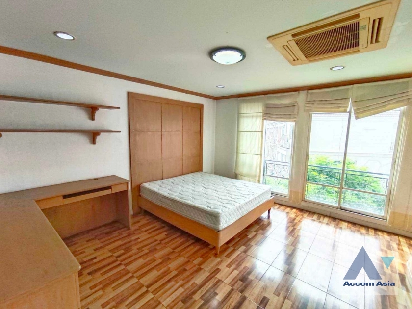 15  4 br House for rent and sale in Sukhumvit ,Bangkok BTS Thong Lo at Baan Klang Krung Thonglor 2519096