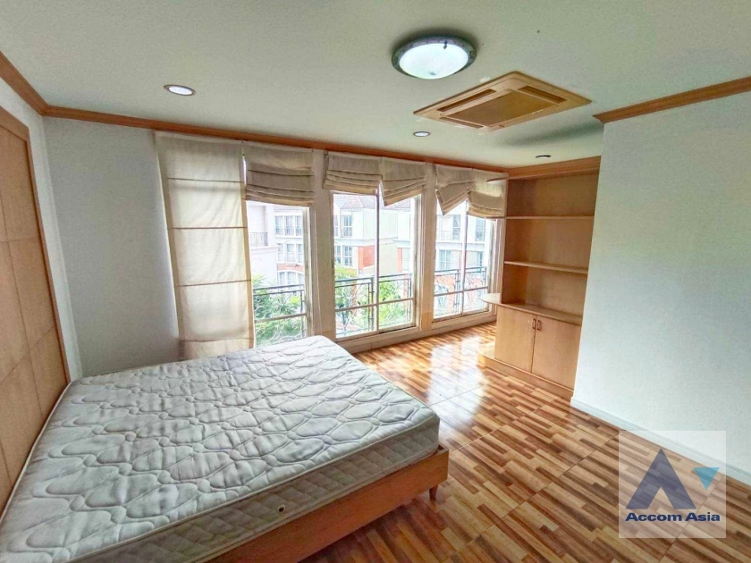 16  4 br House for rent and sale in Sukhumvit ,Bangkok BTS Thong Lo at Baan Klang Krung Thonglor 2519096