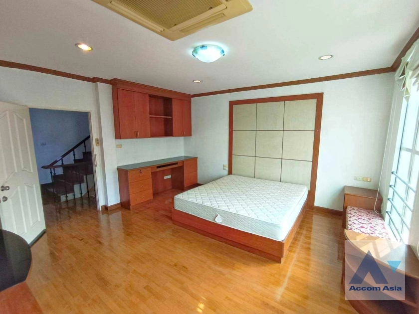 22  4 br House for rent and sale in Sukhumvit ,Bangkok BTS Thong Lo at Baan Klang Krung Thonglor 2519096