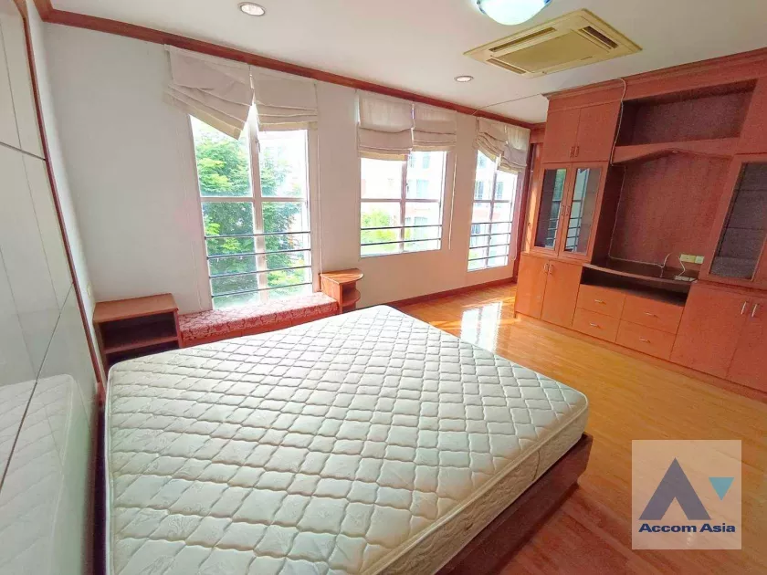 21  4 br House For Rent in Sukhumvit ,Bangkok BTS Thong Lo at Baan Klang Krung Thonglor 2519096