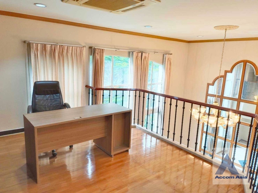 9  4 br House for rent and sale in Sukhumvit ,Bangkok BTS Thong Lo at Baan Klang Krung Thonglor 2519096