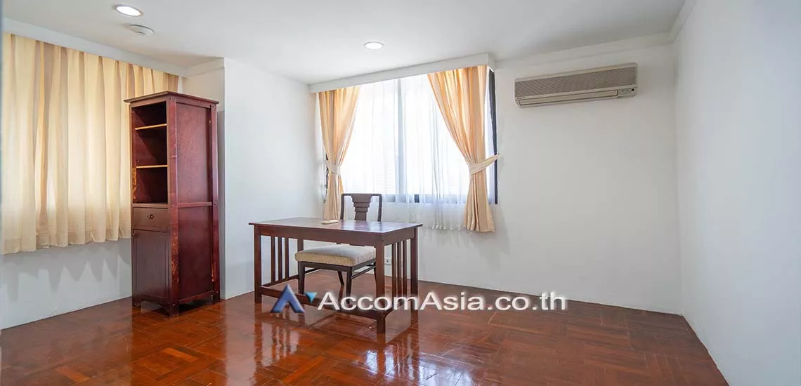 5  3 br Apartment For Rent in Silom ,Bangkok BTS Chong Nonsi at Simply Life 1419098