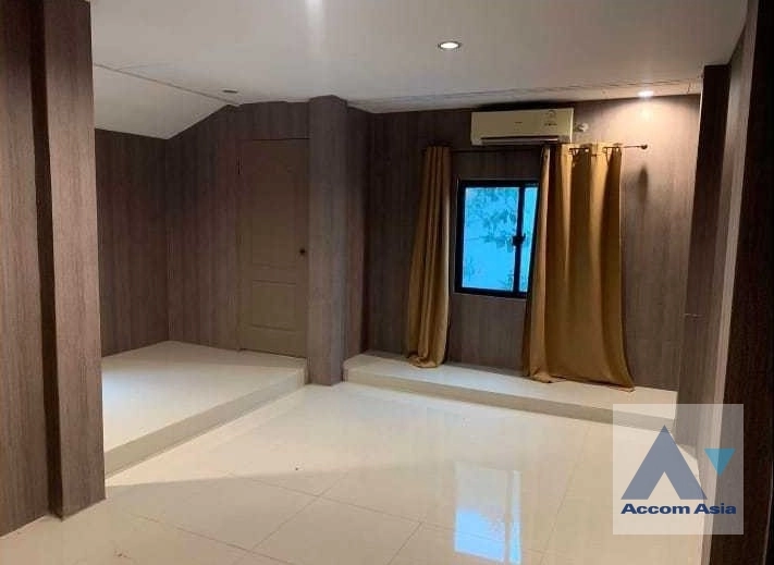 6  3 br House for rent and sale in Pattanakarn ,Bangkok  at Noble Thara Phatthanakan Village 1819105
