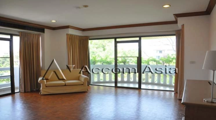 7  3 br Apartment For Rent in Sathorn ,Bangkok BTS Chong Nonsi at Kid Friendly Place Short Walk to Nang Linchi Road 1519111
