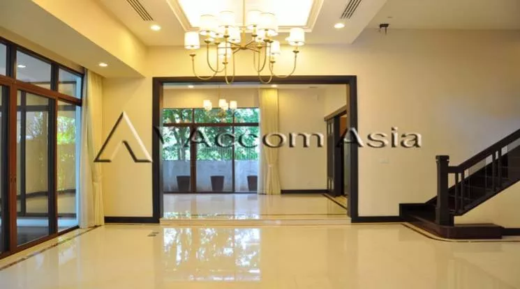 9  4 br House For Rent in Sukhumvit ,Bangkok BTS Asok - MRT Sukhumvit at House with pool Exclusive compound 1819116