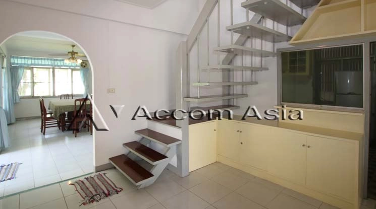 6  3 br House For Rent in Sukhumvit ,Bangkok BTS Phra khanong 1719149