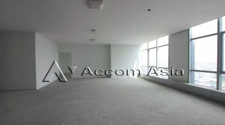 unit 3 Bedrooms  Condominium For Sale in Charoen Nakhon, Bangkok  near BTS Krung Thon Buri (1519203)