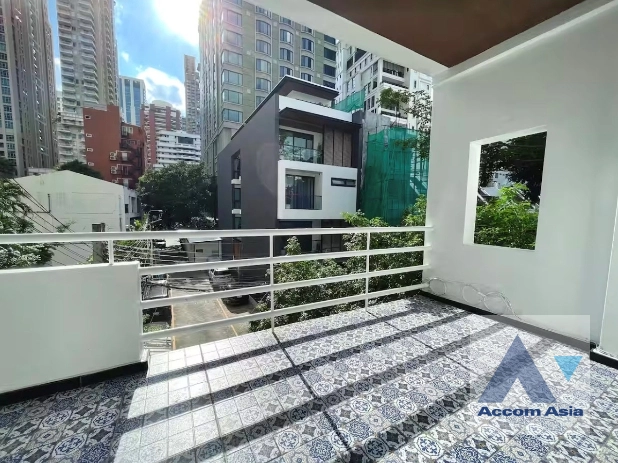 4  2 br Apartment for rent and sale in Ploenchit ,Bangkok BTS Chitlom at Private Apartment 1419212