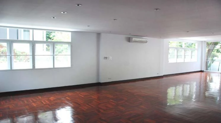 7  4 br House for rent and sale in Sukhumvit ,Bangkok BTS Thong Lo 90304