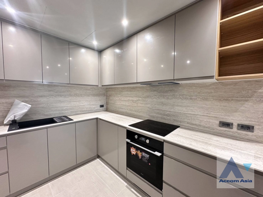 4  3 br Condominium For Rent in Sukhumvit ,Bangkok BTS Ekkamai at La Cascade 1519223