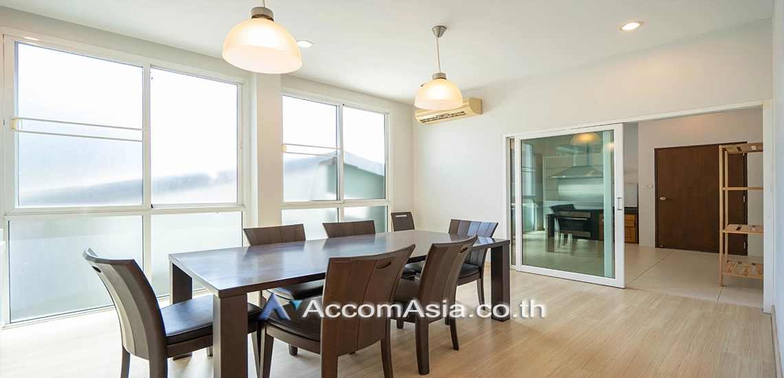 unitPet friendly |  3 Bedrooms  Apartment For Rent in Sukhumvit, Bangkok  near BTS Phrom Phong (1419238)