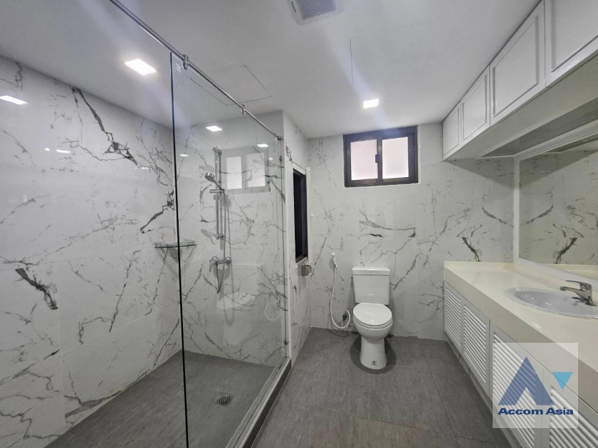 13  3 br Apartment For Rent in Sukhumvit ,Bangkok BTS Asok - MRT Sukhumvit at Convenience for your family 1419241