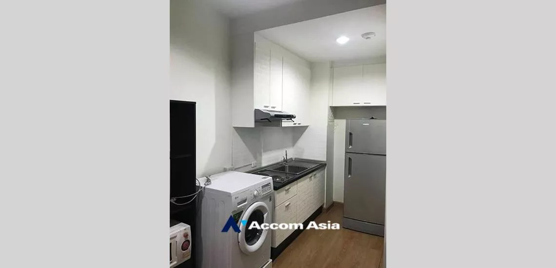 unit 1 Bedroom  Condominium For Sale in Sukhumvit, Bangkok  near BTS Ekkamai (1519250)