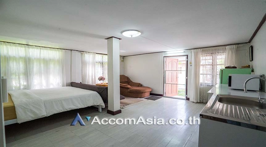 5  2 br House For Rent in Sukhumvit ,Bangkok BTS Ekkamai 1719251