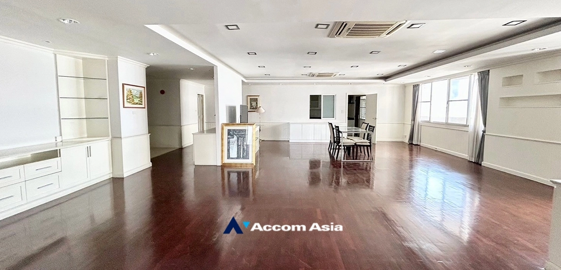 unitSpacious condo with classic wood charm in Sukhumvit 33 (1519254)