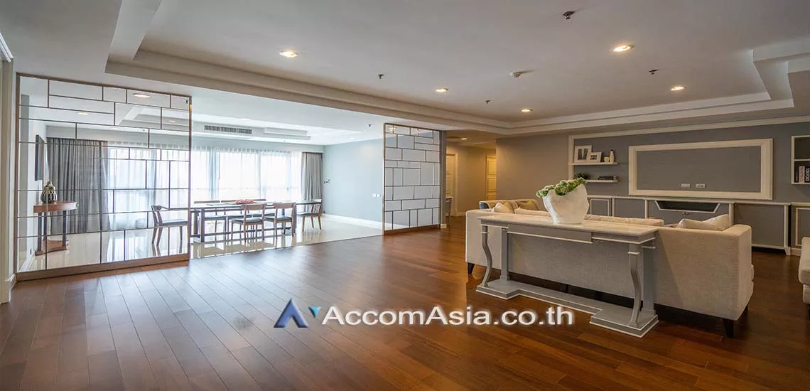  3 Bedrooms  Apartment For Rent in Sukhumvit, Bangkok  near BTS Thong Lo (1419271)