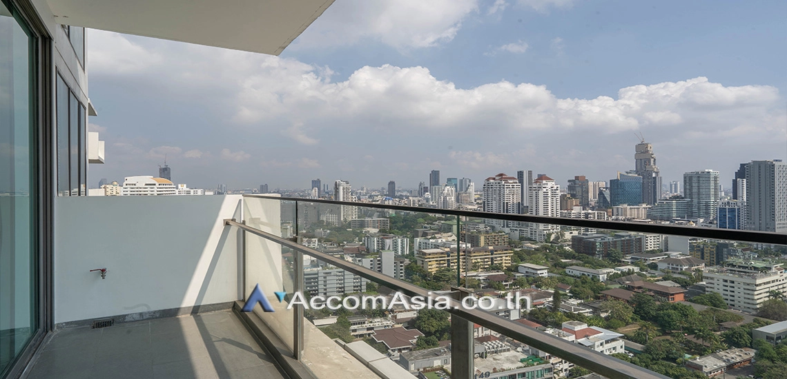 3 Bedrooms  Condominium For Rent in Sukhumvit, Bangkok  near BTS Thong Lo (1519291)