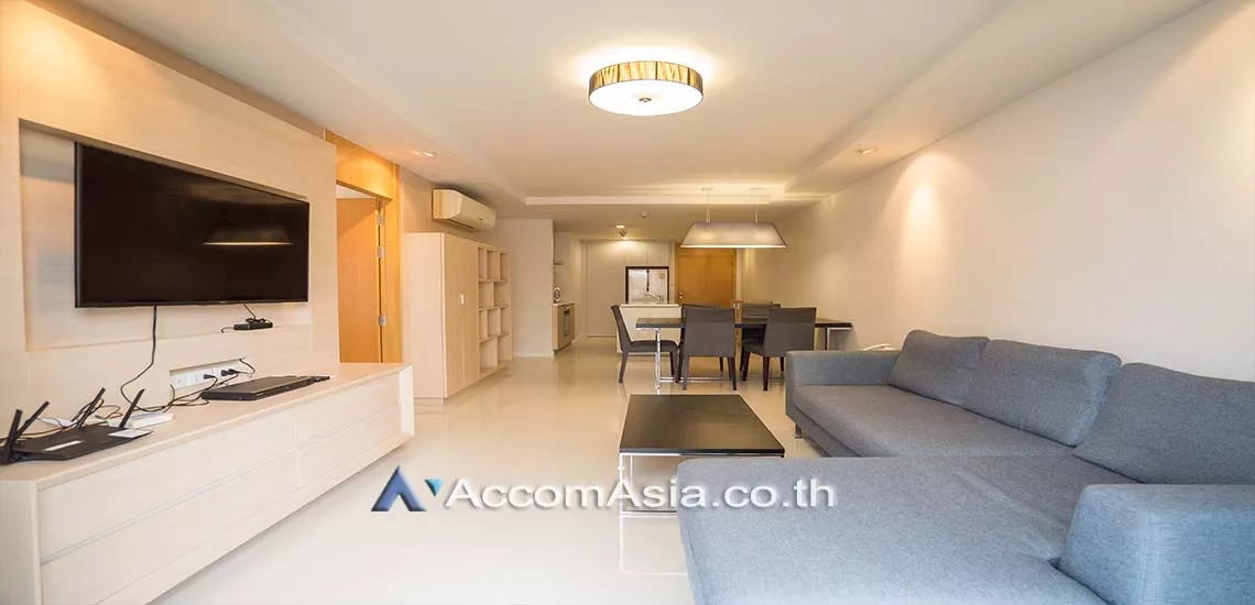 unit 3 Bedrooms  Apartment For Rent in Sukhumvit, Bangkok  near BTS Phrom Phong (1419298)