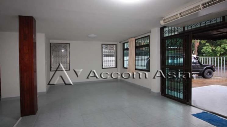  1  4 br House For Rent in Phaholyothin ,Bangkok BTS Ari 2319299