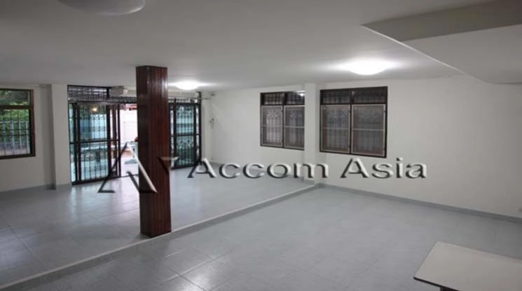 4  4 br House For Rent in Phaholyothin ,Bangkok BTS Ari 2319299