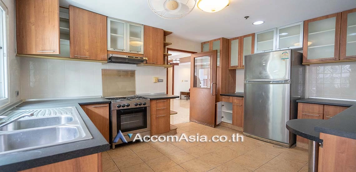  1  3 br Apartment For Rent in Sukhumvit ,Bangkok BTS Nana at Quiet and Peaceful  1419305