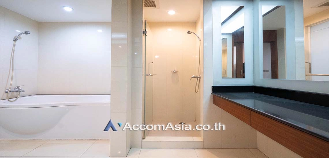 9  3 br Apartment For Rent in Sukhumvit ,Bangkok BTS Nana at Quiet and Peaceful  1419305