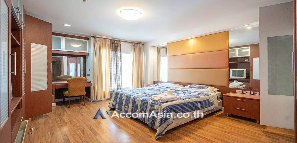 6  3 br Apartment For Rent in Sukhumvit ,Bangkok BTS Nana at Quiet and Peaceful  1419305