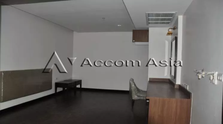 7  3 br Apartment For Rent in Sukhumvit ,Bangkok BTS Ekkamai at High-Rise Living with a Large Balcony Apartment in Ekkamai 1419349