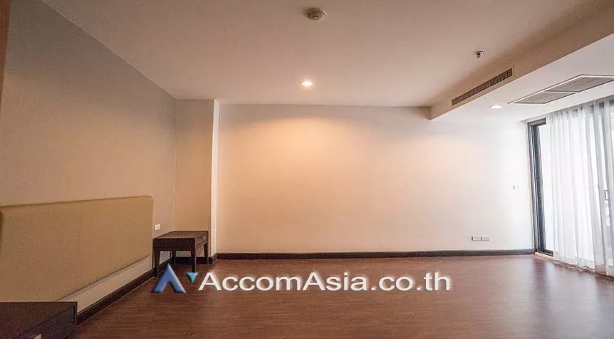 7  4 br Apartment For Rent in Sukhumvit ,Bangkok BTS Ekkamai at Comfort living and well service 1419350