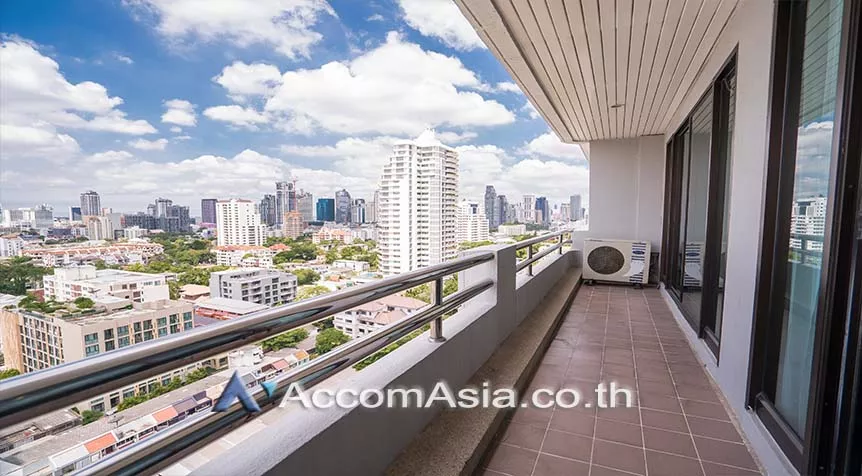 5  4 br Apartment For Rent in Sukhumvit ,Bangkok BTS Ekkamai at Comfort living and well service 1419350