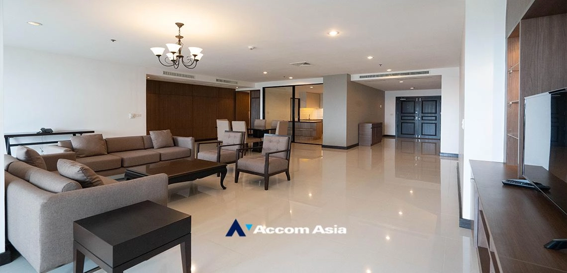 unitHuge Terrace |  4 Bedrooms  Apartment For Rent in Sukhumvit, Bangkok  near BTS Ekkamai (1419351)