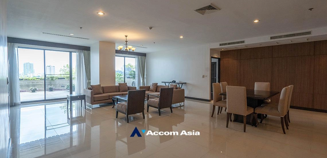 unitHuge Terrace |  4 Bedrooms  Apartment For Rent in Sukhumvit, Bangkok  near BTS Ekkamai (1419351)
