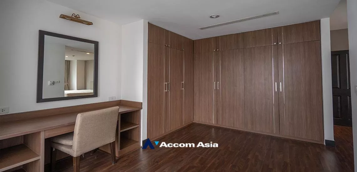11  4 br Apartment For Rent in Sukhumvit ,Bangkok BTS Ekkamai at Comfort living and well service 1419351