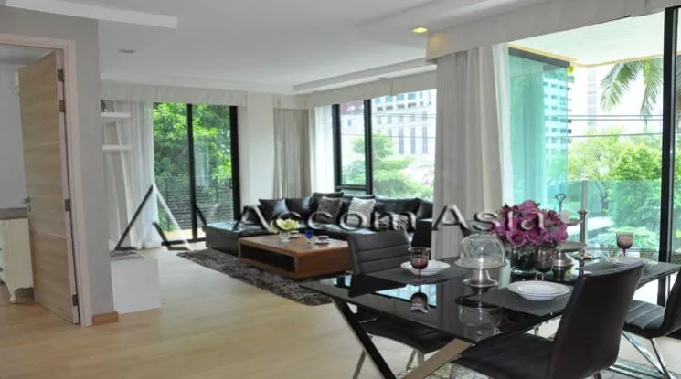 unit 2 Bedrooms  Condominium For Rent in Ploenchit, Bangkok  near BTS Ploenchit (1519369)