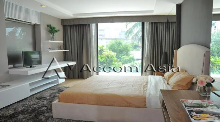 7  2 br Condominium For Rent in Ploenchit ,Bangkok BTS Ploenchit at O2 Hip 1519369