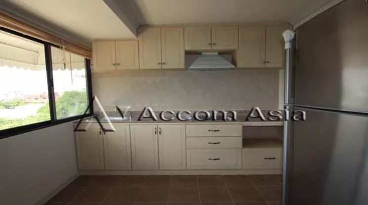 5  3 br Apartment For Rent in Phaholyothin ,Bangkok BTS Ari at Charming Homely Style 1419387