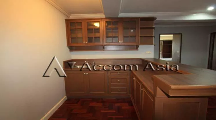 6  3 br Apartment For Rent in Phaholyothin ,Bangkok BTS Ari at Charming Homely Style 1419387