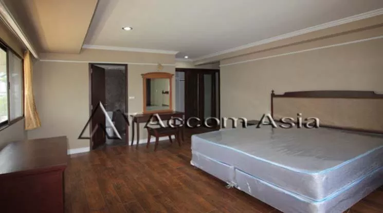 7  3 br Apartment For Rent in  ,Bangkok BTS Ari at Charming Homely Style 1419387