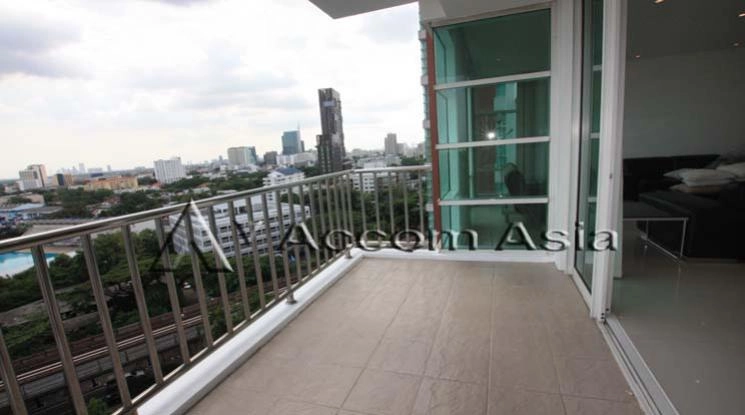 unitPet friendly | Modern condo with city view and private balcony (1519409)