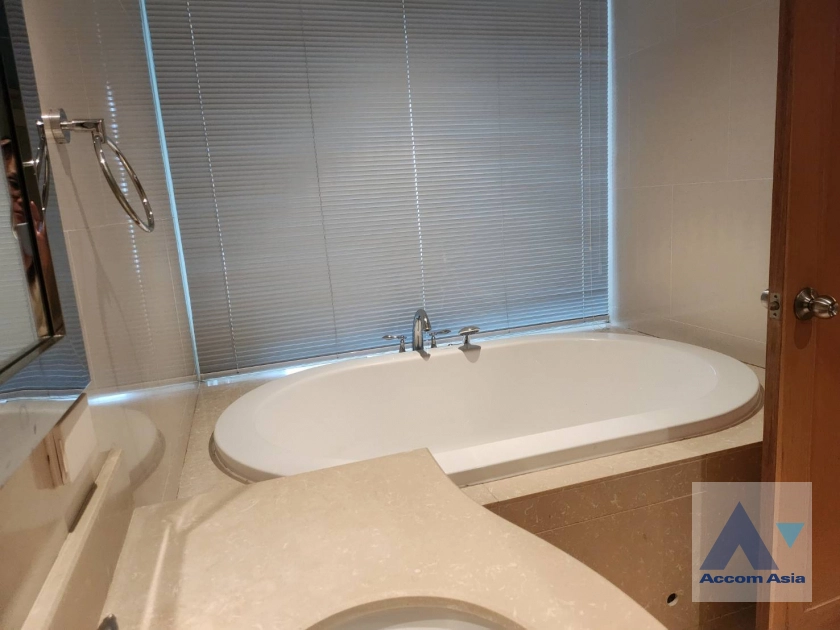 6  3 br Condominium for rent and sale in Sathorn ,Bangkok BTS Chong Nonsi - BRT Sathorn at The Empire Place 1519431