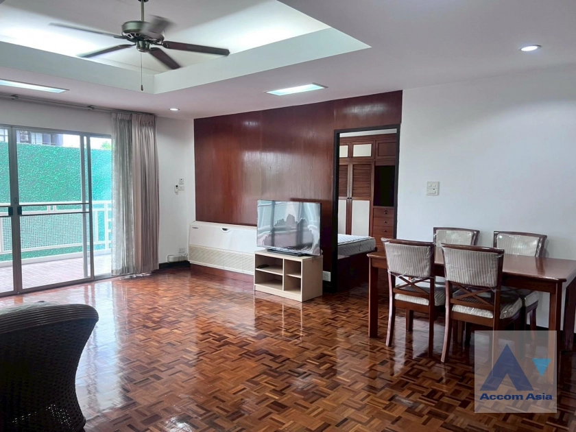 unit 3 Bedrooms  Apartment For Rent in Sukhumvit, Bangkok  near BTS Thong Lo (1419444)
