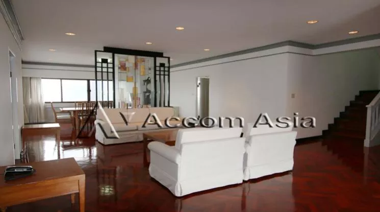 Duplex Condo, Penthouse |  Comfort high rise Apartment  4 Bedroom for Rent BTS Nana in Sukhumvit Bangkok