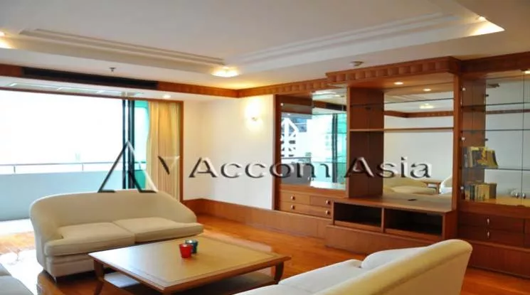 Charming view of Sukhumvit Apartment  3 Bedroom for Rent BTS Asok in Sukhumvit Bangkok