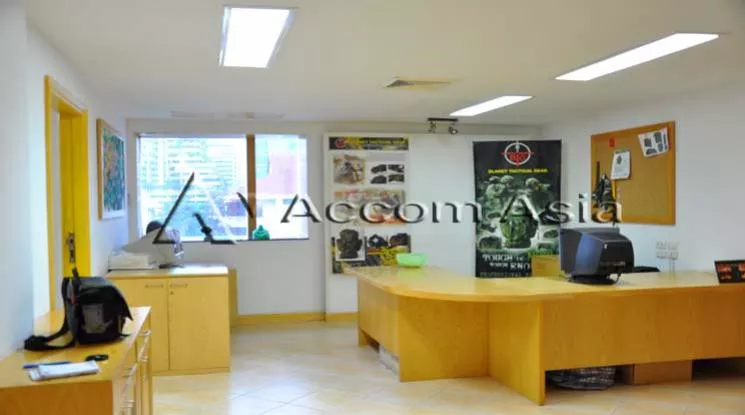  1  3 br Office Space For Rent in Phaholyothin ,Bangkok BTS Ari at Thirapol Building 1519467