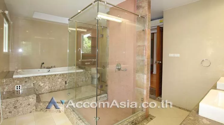 17  4 br House For Rent in Sukhumvit ,Bangkok BTS Thong Lo at Privacy and Peaceful 60039