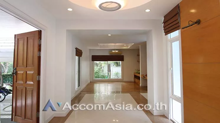  1  4 br House for rent and sale in Sukhumvit ,Bangkok BTS Thong Lo at Privacy and Peaceful 60039