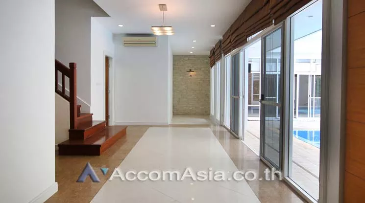 6  4 br House For Rent in Sukhumvit ,Bangkok BTS Thong Lo at Privacy and Peaceful 60039