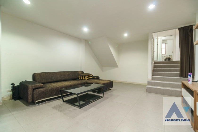 Home Office, Pet friendly house for rent in Sukhumvit, Bangkok Code 2519514