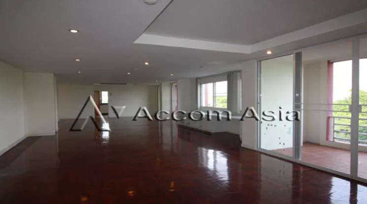  Polo Residence Condominium  4 Bedroom for Rent BTS Ploenchit in Ploenchit Bangkok